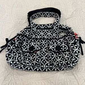 Billabong Black and White duffel style bag excellent condition